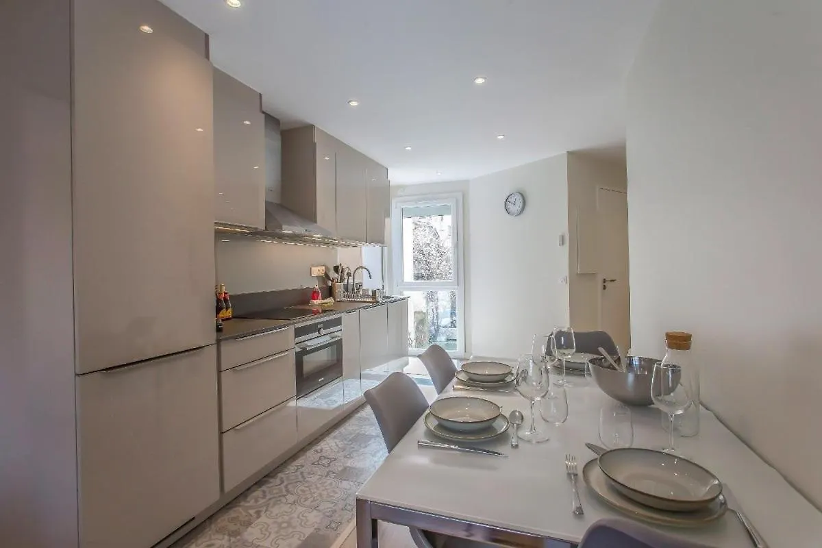 Le Petit Parfait Apartment Grenoble