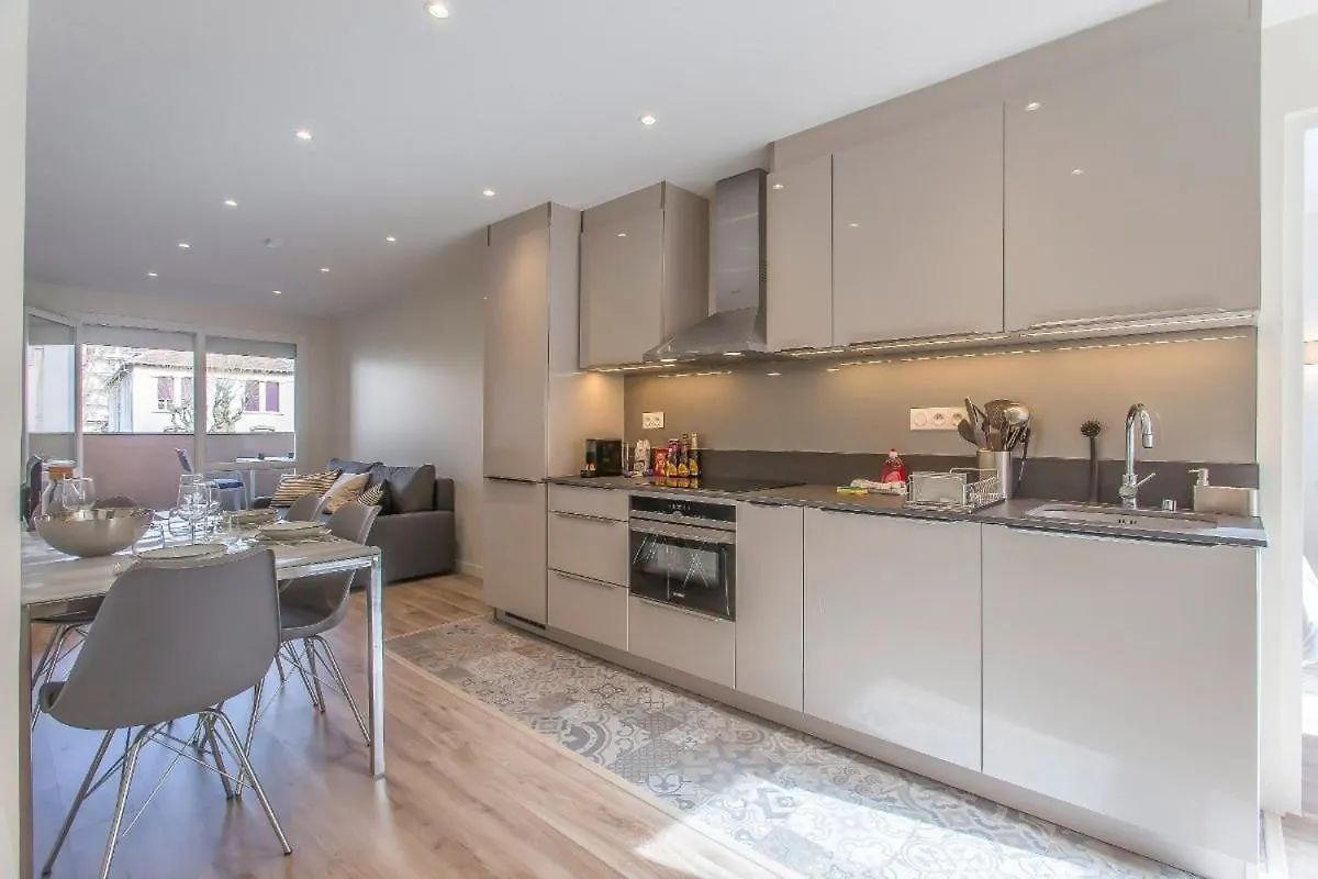 Le Petit Parfait Apartment Grenoble