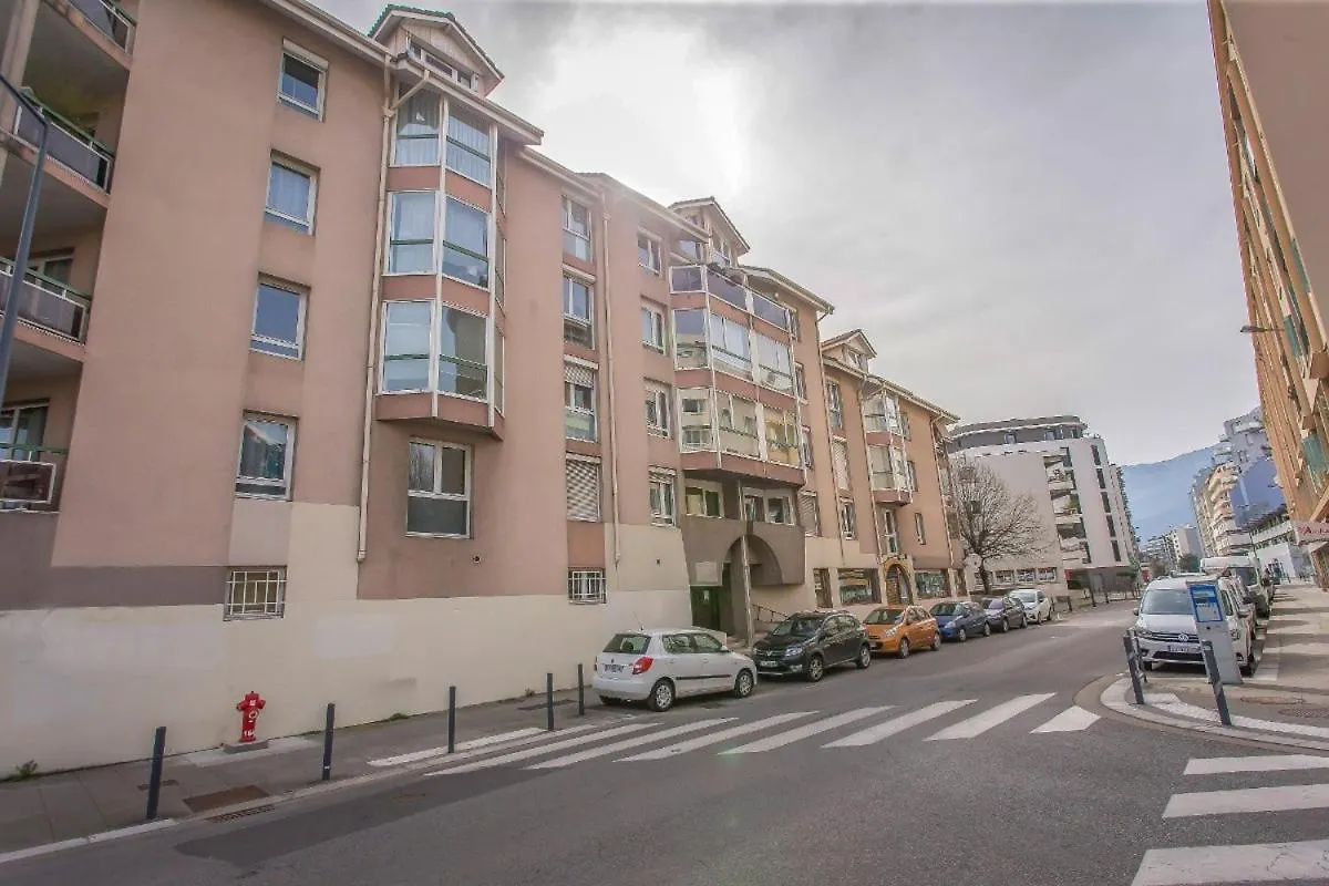 Le Petit Parfait Apartment Grenoble