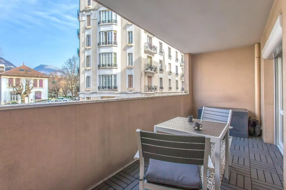 Le Petit Parfait Apartment Grenoble 0*,