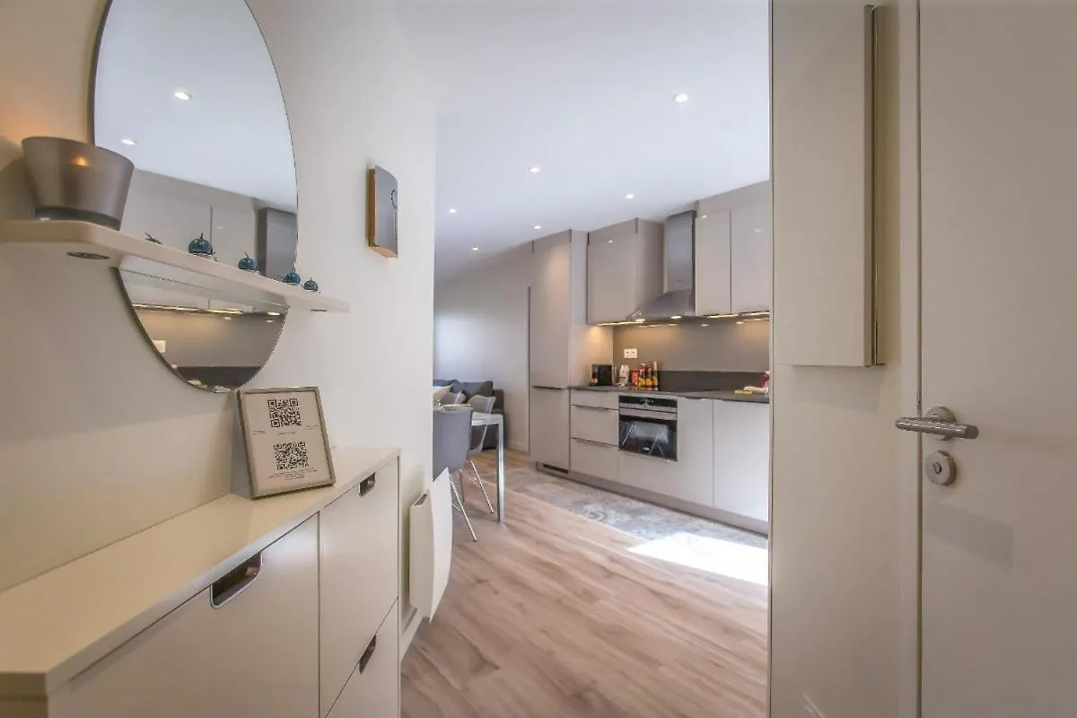 Le Petit Parfait Apartment Grenoble 0*,  France