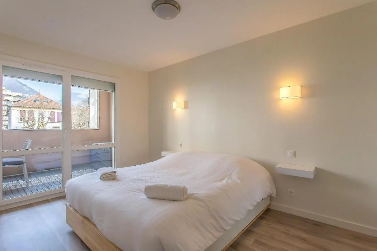 Le Petit Parfait Apartment Grenoble