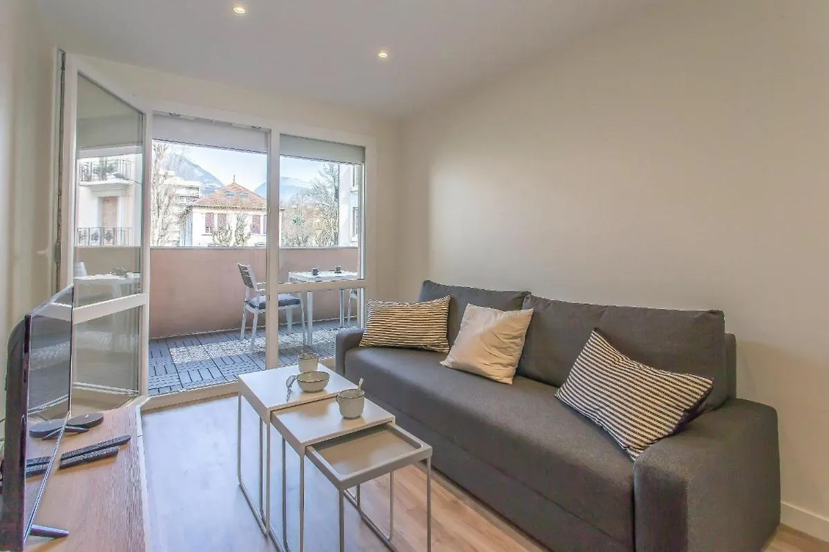 Le Petit Parfait Apartment Grenoble 0*,